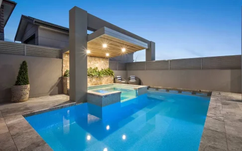 home building design with swimming pool